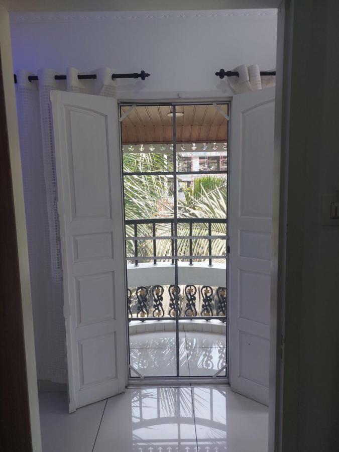 Annies Inn Homestay Kochi ภายนอก รูปภาพ