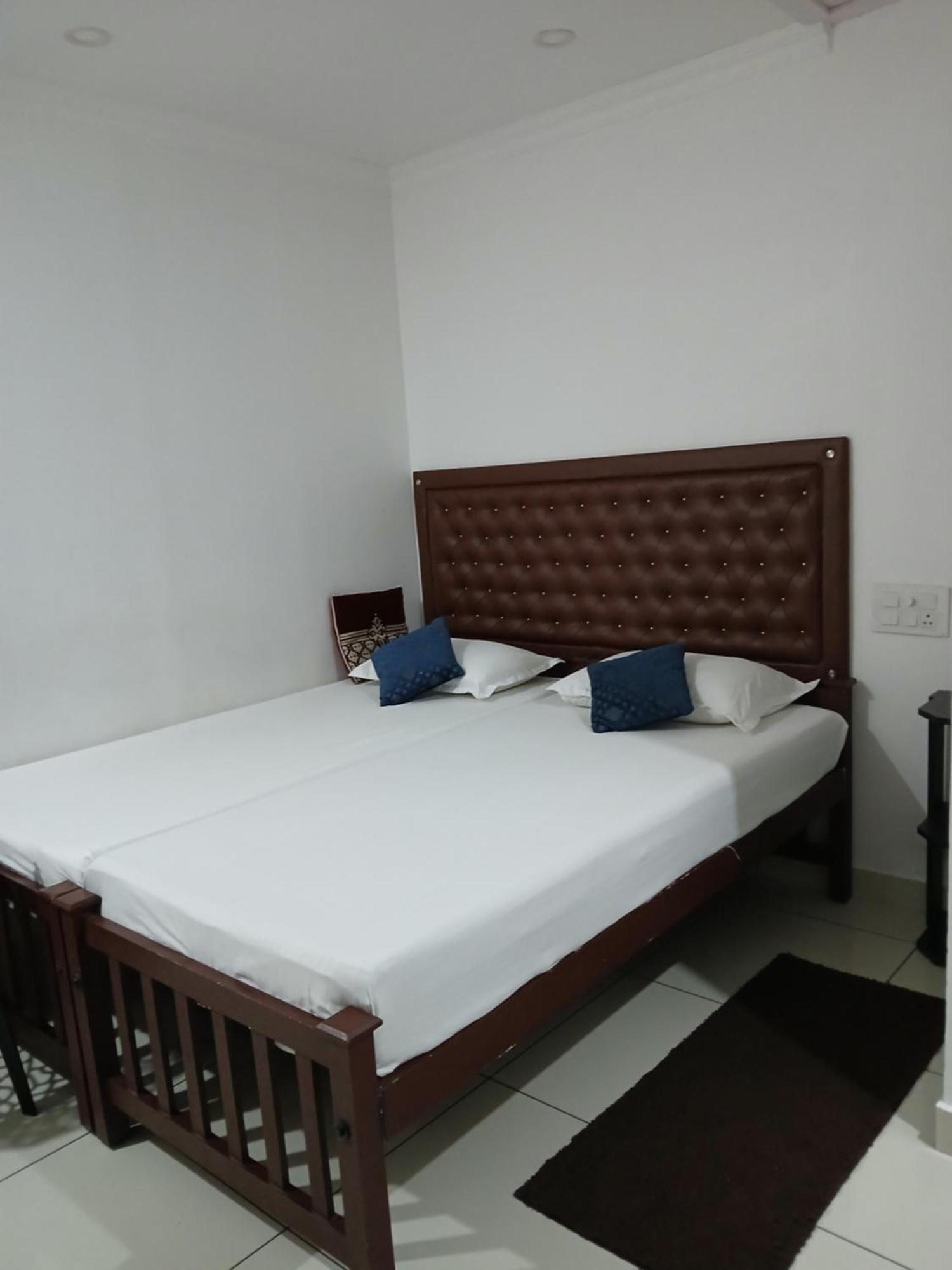 Annies Inn Homestay Kochi ภายนอก รูปภาพ