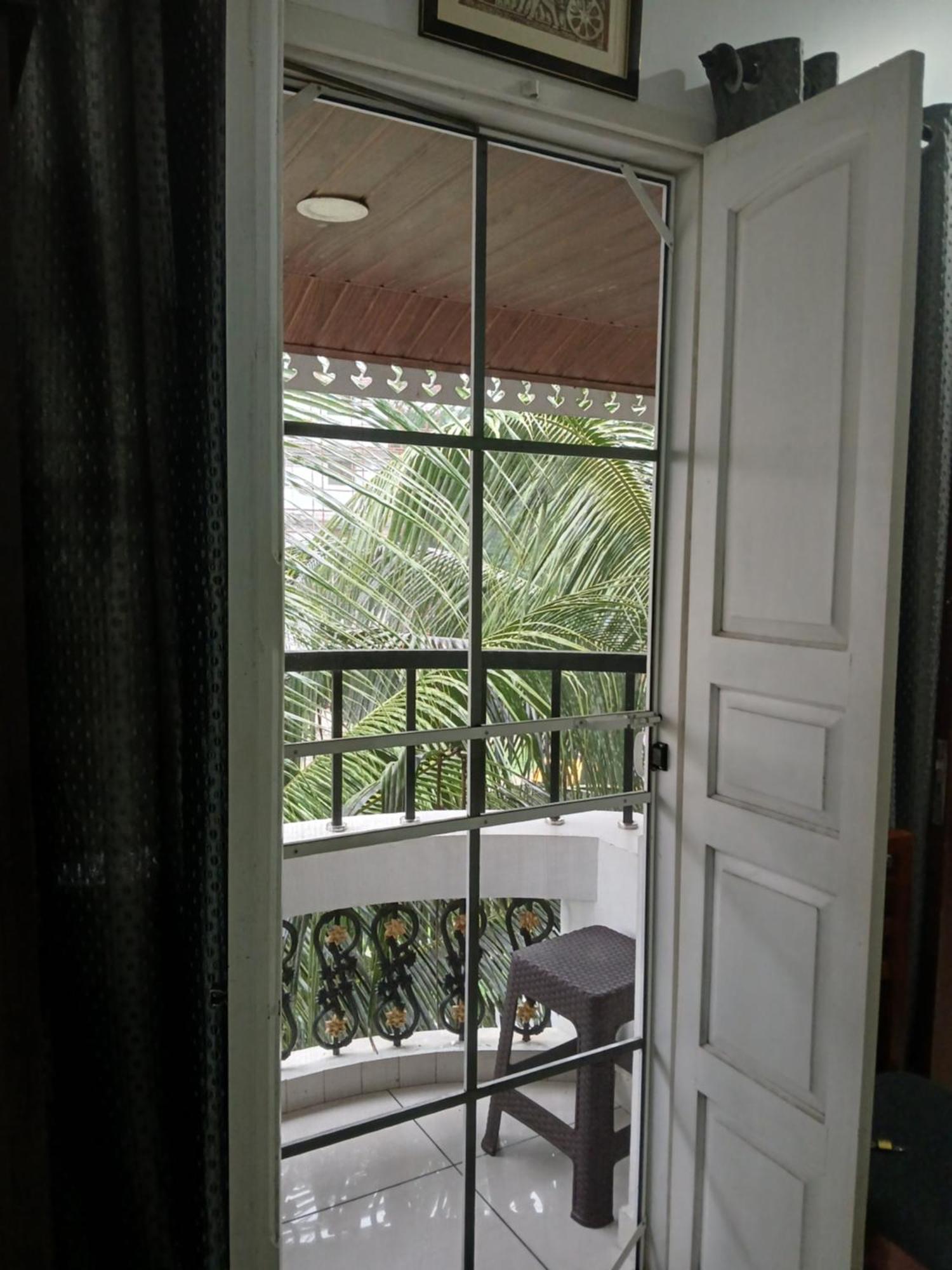 Annies Inn Homestay Kochi ภายนอก รูปภาพ