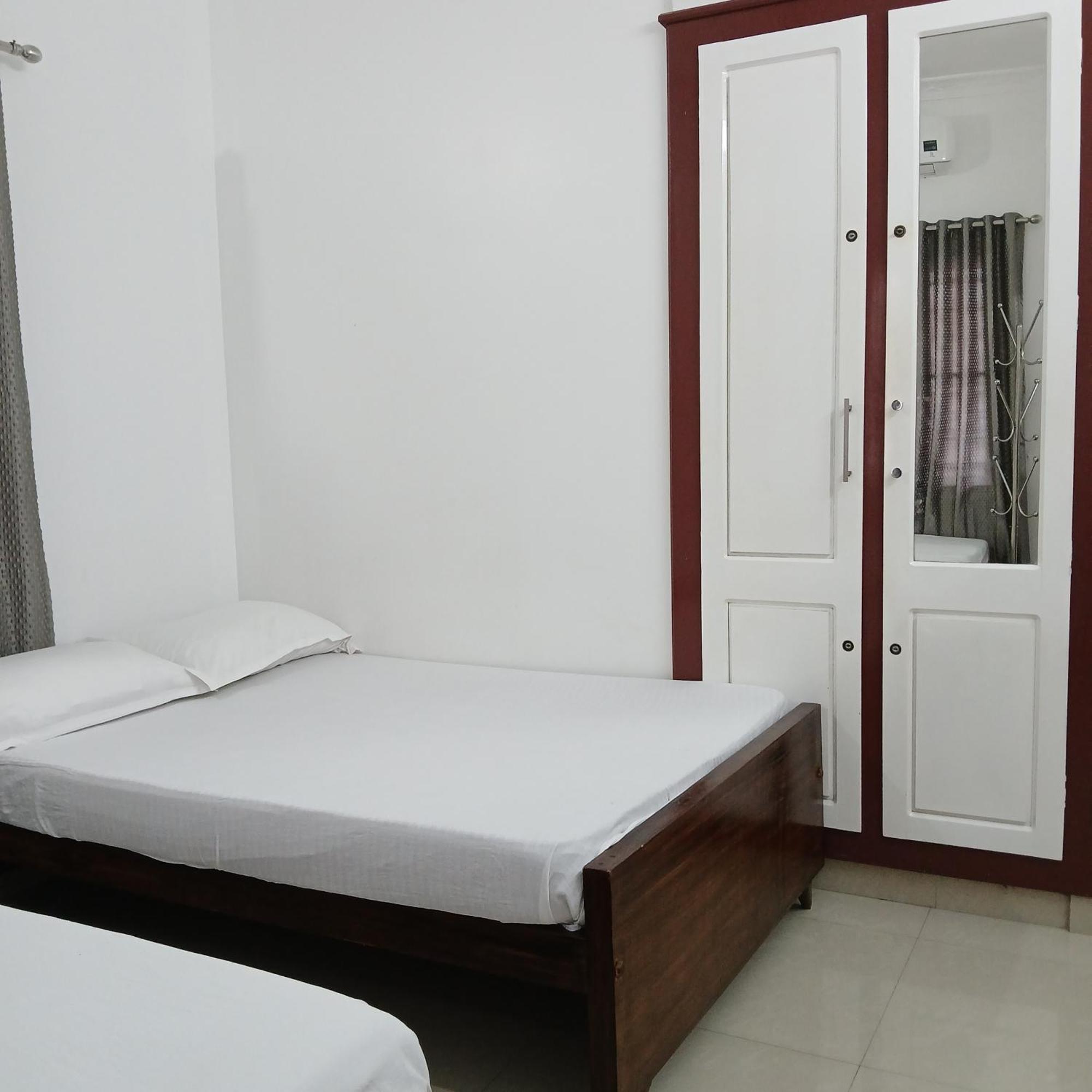Annies Inn Homestay Kochi ภายนอก รูปภาพ